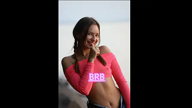 soffy  kisss online show from February 2025 06:15:02 PM