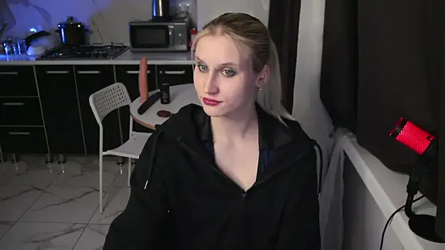 Snapshot of MertyXX chatting on February 2026 10:08:02 PM MertyXX online show from February 2026 10:08:02 PM