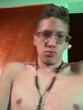 Snapshot of SOYMRX chatting on January 2025 09:32:02 PM SOYMRX online show from January 2025 09:32:02 PM