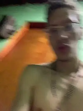 Snapshot of SOYMRX chatting on February 2025 03:20:01 AM SOYMRX online show from February 2025 03:20:01 AM