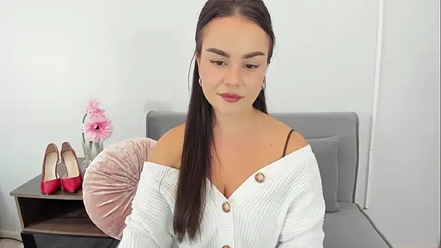 KendalNew online show from September 2025 04:08:01 PM