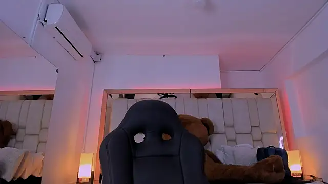 SheylaBakerr online show from February 2025 10:19:01 AM