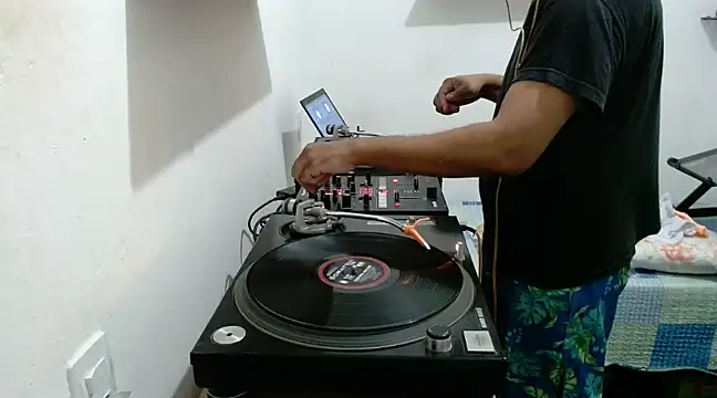 Snapshot of O_PanteraNegra_Camboy chatting on February 2025 12:06:01 AM O PanteraNegra Camboy online show from February 2025 12:06:01 AM