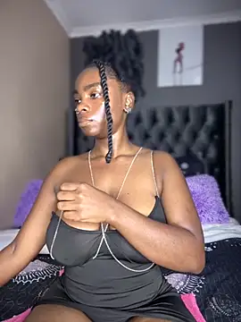 Candy-Heart online show from October 2025 03:51:02 AM