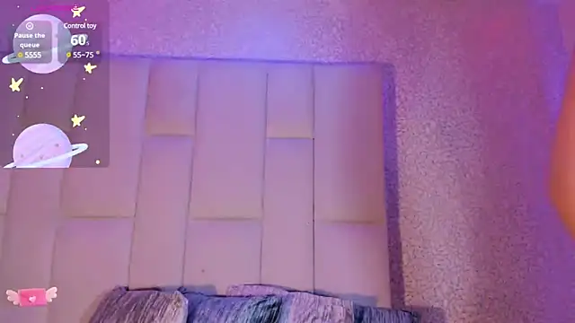 Summer walkerr online show from March 2025 12:45:01 PM