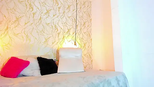 NATALIE PARKERR online show from February 2025 12:05:02 PM