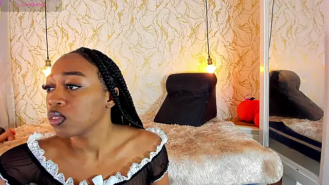 NATALIE PARKERR online show from November 2025 12:26:01 PM