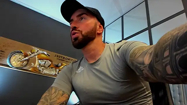 AronGrant online show from October 2025 10:27:02 AM