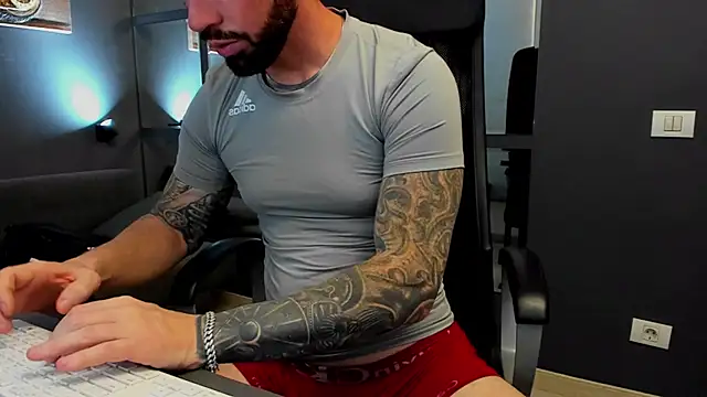 AronGrant online show from November 2025 11:12:01 AM