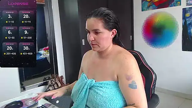 Snapshot of davianath chatting on January 2025 07:32:01 PM davianath online show from January 2025 07:32:01 PM