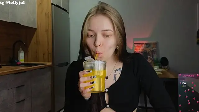 doll lol  online show from March 2025 07:28:01 PM