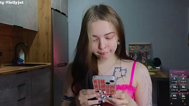 doll lol  online show from March 2025 08:00:01 PM