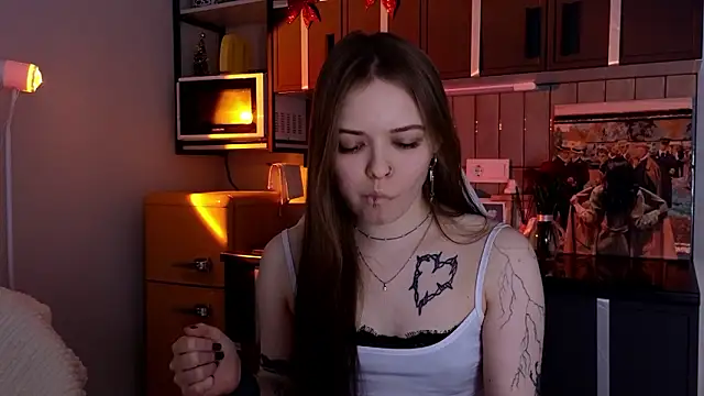 doll lol  online show from February 2026 02:57:01 PM