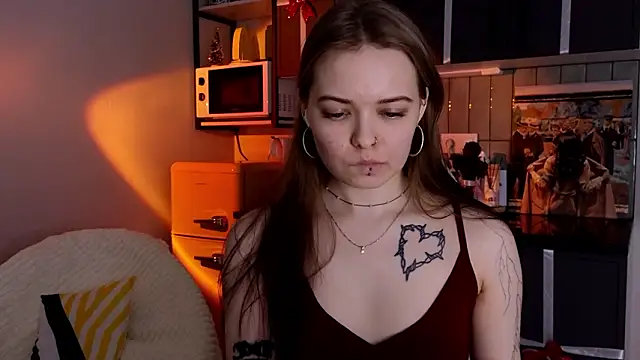 doll lol  online show from February 2026 05:24:01 PM