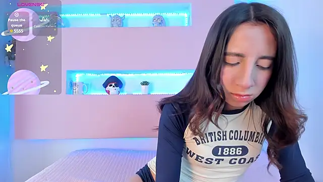 Miiaa doll online show from January 2025 05:51:02 PM