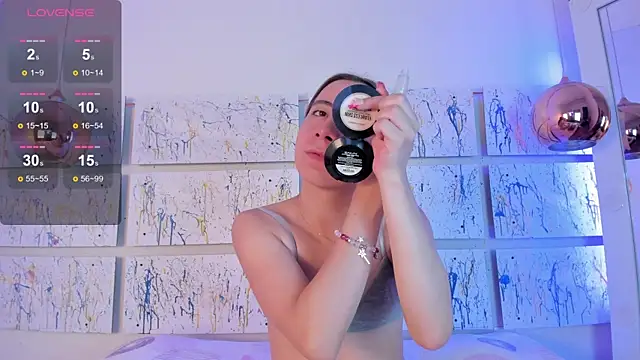 Miiaa doll online show from January 2025 11:44:02 AM