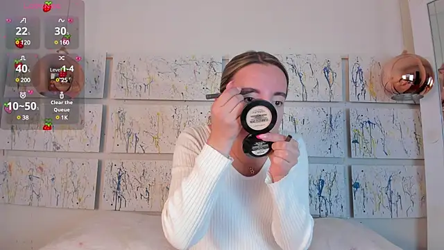 Miiaa doll online show from January 2025 12:00:01 PM