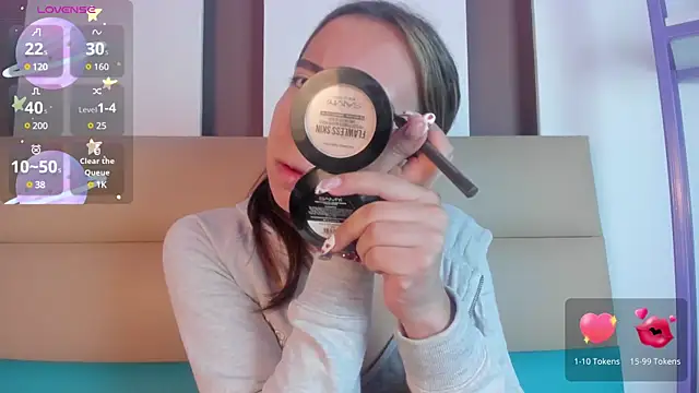 Miiaa doll online show from March 2025 12:04:02 PM