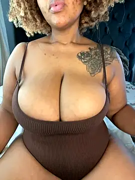 MILL204 online show from December 2025 04:44:02 AM