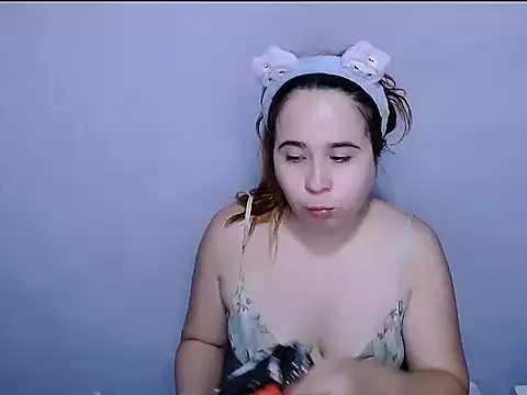 SubLayla01 online show from November 2025 05:48:01 PM