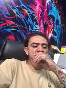 JovenDesobediente online show from April 2026 07:44:01 PM