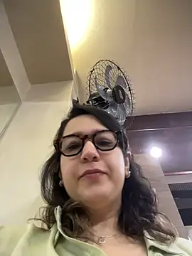 amooraaamoon online show from July 2026 02:14:02 PM