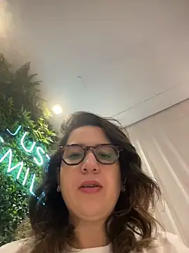 amooraaamoon online show from July 2026 01:31:01 PM