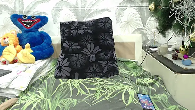 CamDiva113 online show from February 2025 03:05:02 PM