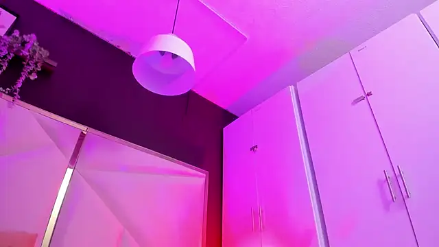 April bowie online show from September 2025 12:06:01 PM