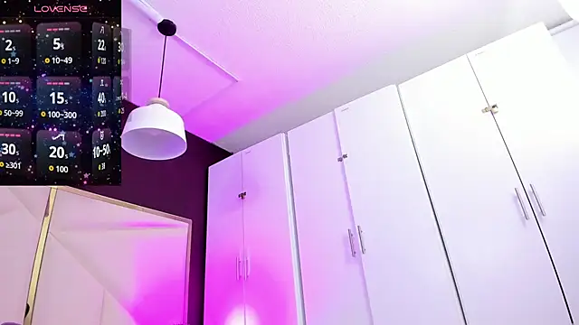 April bowie online show from January 2026 11:24:02 AM