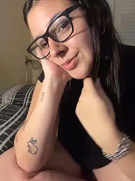 agoosvokk online show from October 2025 11:58:02 PM