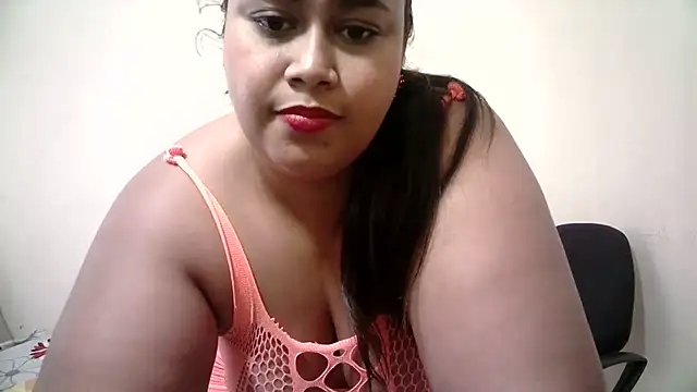 Snapshot of abril_sexy04 chatting on October 2025 02:07:01 PM abril sexy04 online show from October 2025 02:07:01 PM