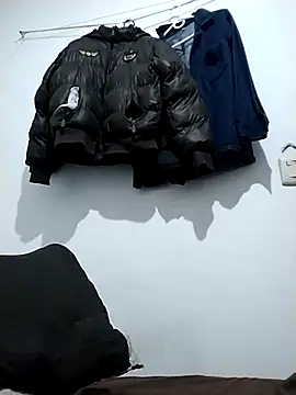 Flaquito pitudo online show from December 2024 12:45:02 AM