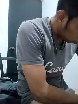 Flaquito pitudo online show from December 2024 10:08:01 AM