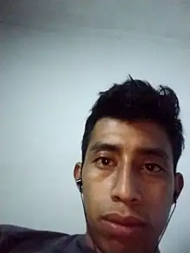 Flaquito pitudo online show from March 2025 07:49:02 AM