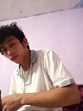 Flaquito pitudo online show from September 2025 11:15:02 PM