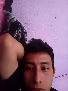 Flaquito pitudo online show from November 2025 08:05:01 PM