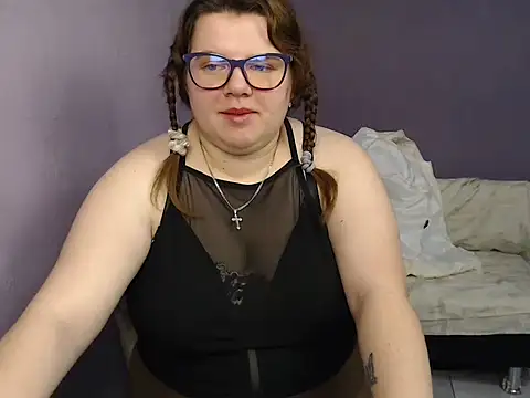 so shy online show from October 2025 07:16:01 AM