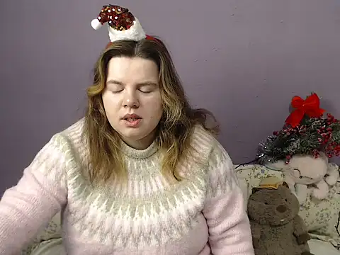 so shy online show from December 2025 07:48:01 AM