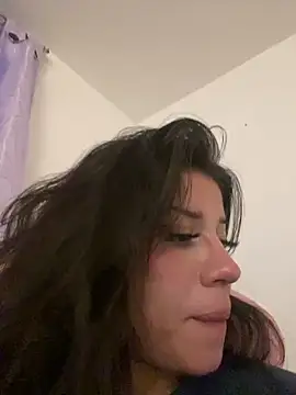 Snapshot of Ag4ta_ chatting on January 2025 12:46:01 AM Ag4ta online show from January 2025 12:46:01 AM