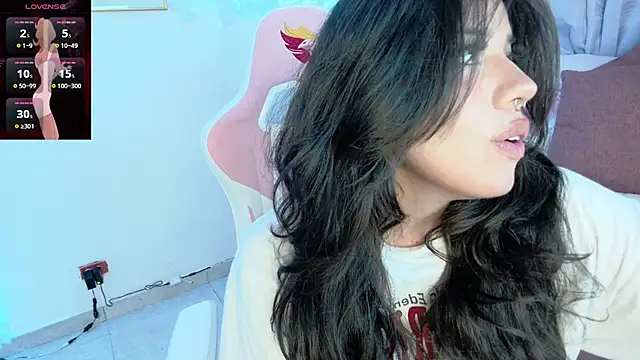 Snapshot of Ag4ta_ chatting on February 2025 01:37:01 AM Ag4ta online show from February 2025 01:37:01 AM