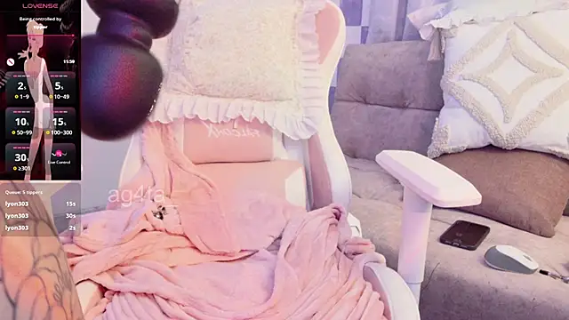 Snapshot of Ag4ta_ chatting on February 2025 02:37:02 AM Ag4ta online show from February 2025 02:37:02 AM