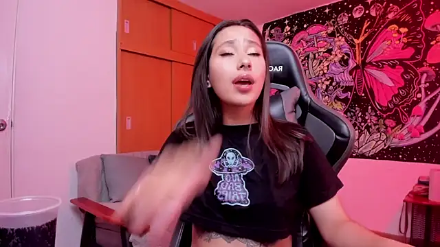 aciddollhell online show from February 2026 01:09:01 AM