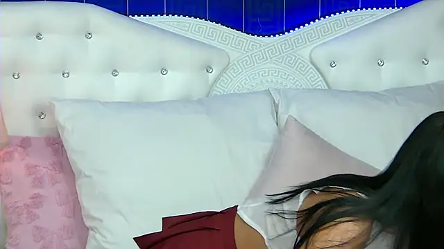 SophiaVilner online show from February 2026 07:34:02 PM