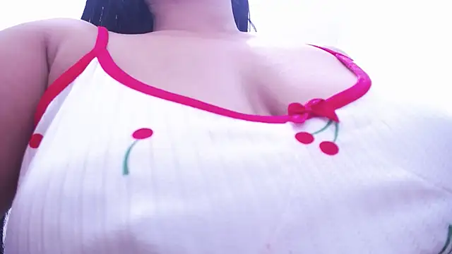 Letty Plugxo online show from February 2025 04:22:01 PM