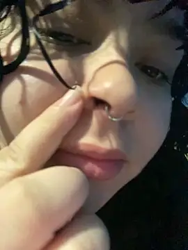 Kimberliprivv online show from April 2026 10:44:02 PM