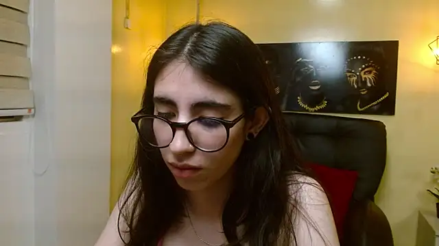 LenaRoses online show from March 2025 09:32:02 PM