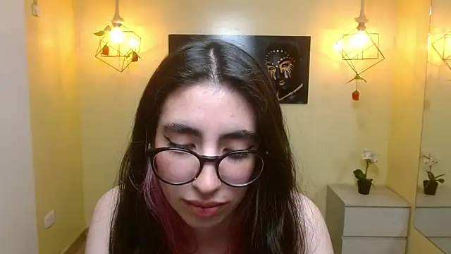 LenaRoses online show from March 2025 10:37:02 PM