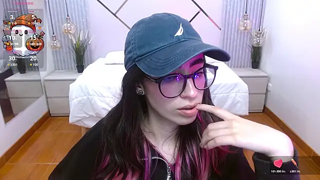 LenaRoses online show from October 2025 08:42:01 PM