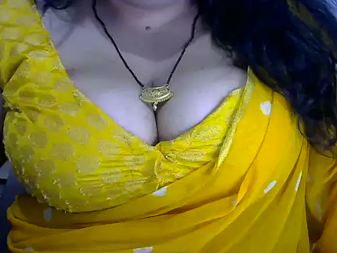 Snapshot of dramebaz_queen chatting on June 2026 06:54:02 PM dramebaz queen online show from June 2026 06:54:02 PM
